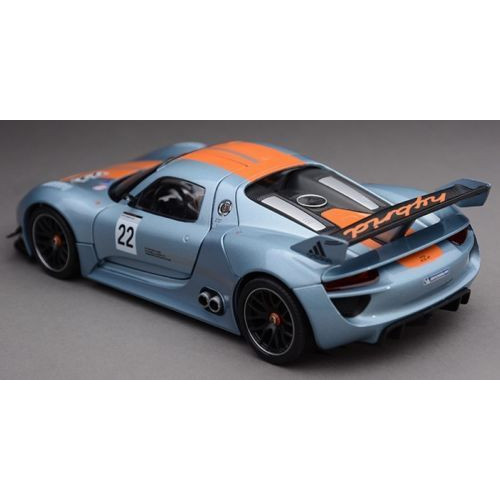 Модель машины Porsche 918 RSR, 1:34-39  